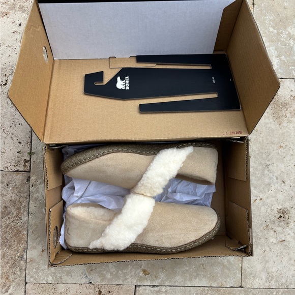 NWT Sorel Nakisha Slipper II size 8 British Tan - Picture 6 of 11